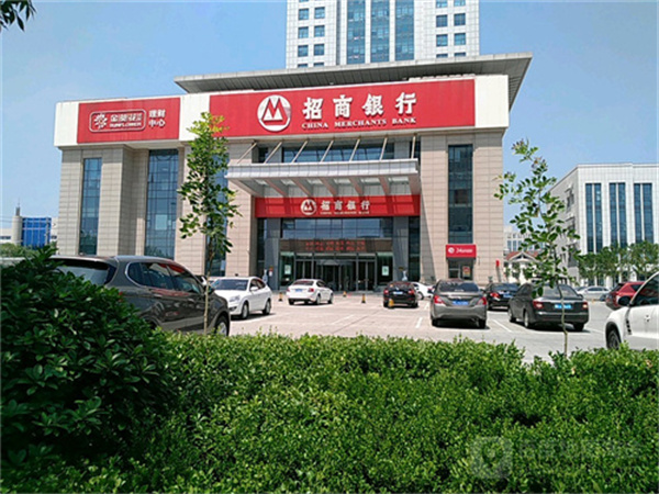 招商银行(珠海分行营业部)安装重叠自动门