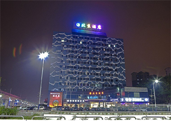 珠海北京酒店前山明珠广场店安装感应门